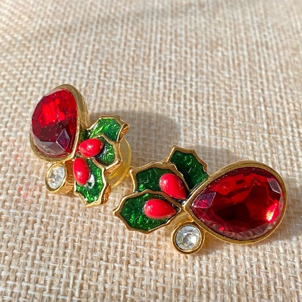 80's Vintage Avon Earrings Signed Christmas Holiday Red Jewel w/Enameled Holly - Picture 5 of 9